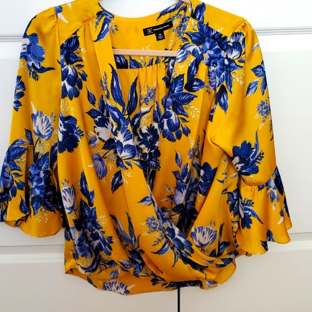 INC TOP, M